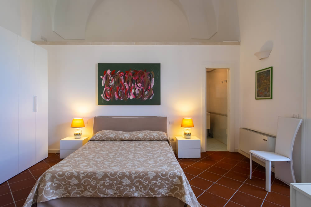 arcadia-luxury-suites-appartamento-cortile (6)